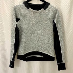 LuluLemon Cozy Gray Sweatshirt